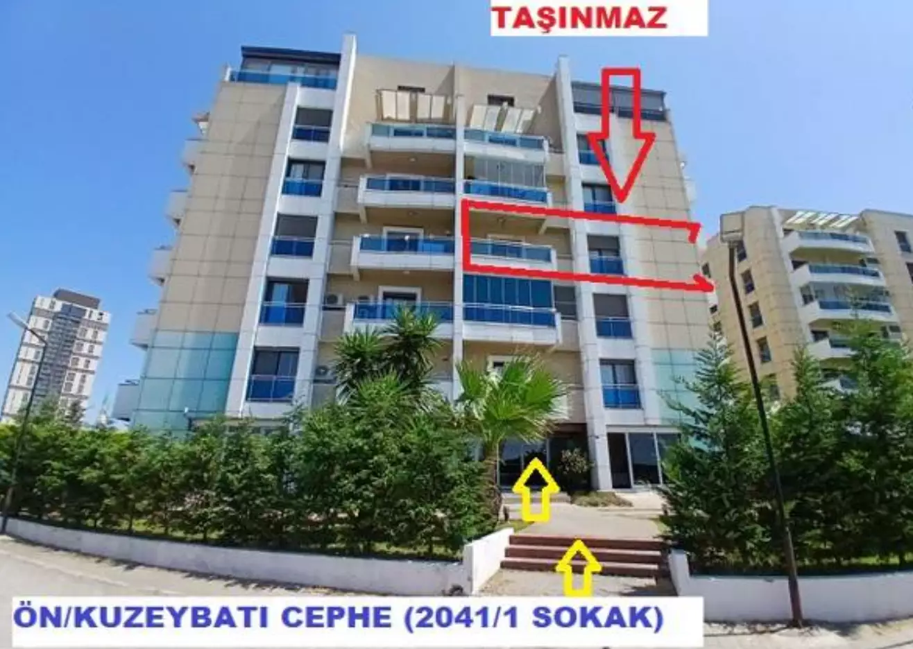 2789 İZMİR MAVİŞEHİR MAH. MAVİ ADA RESİDENCES SATILIK 4+1 DAİRE