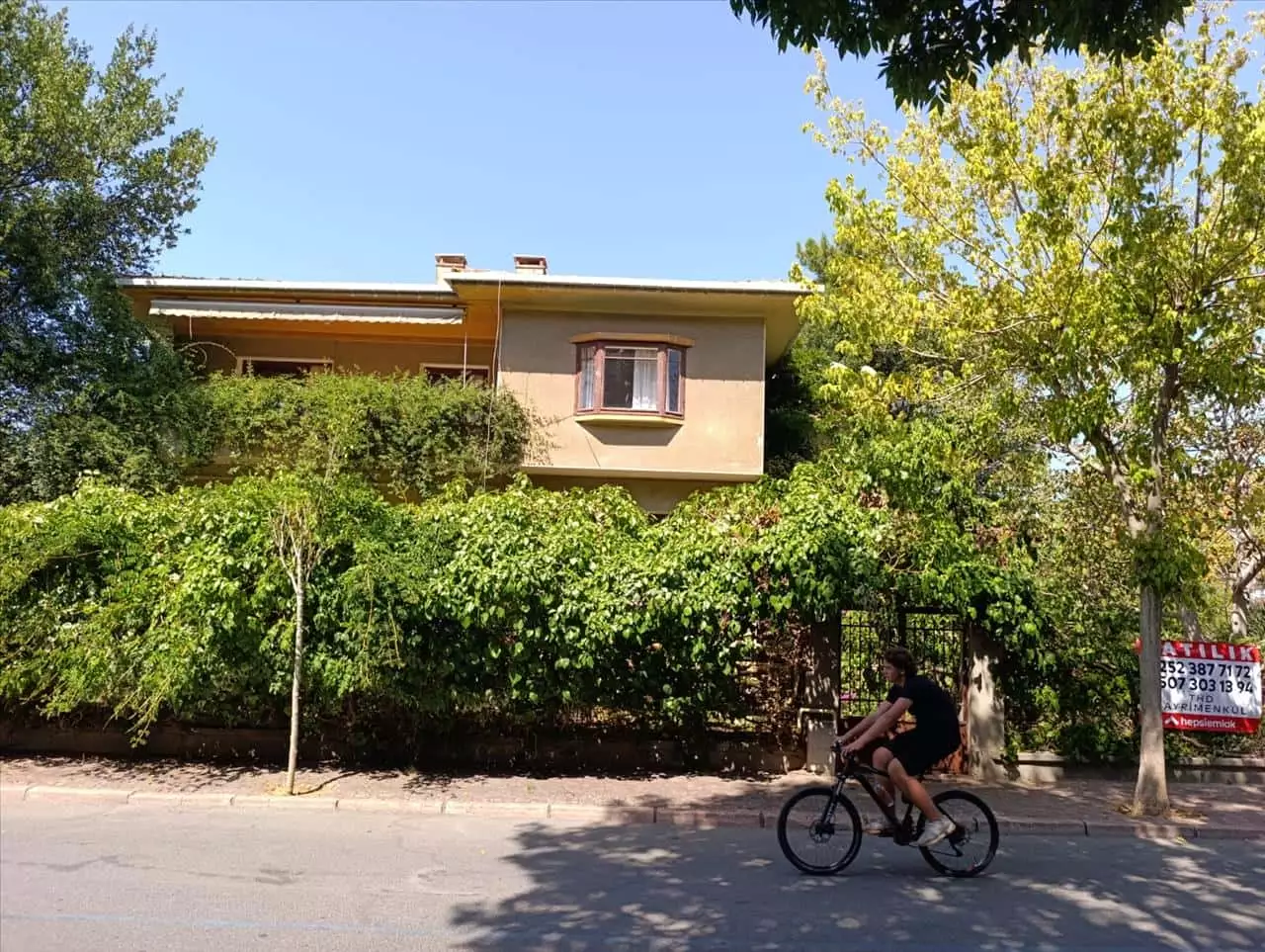 3263 İSTANBUL HEYBELİADA SATILIK MÜSTAKİL BİNA