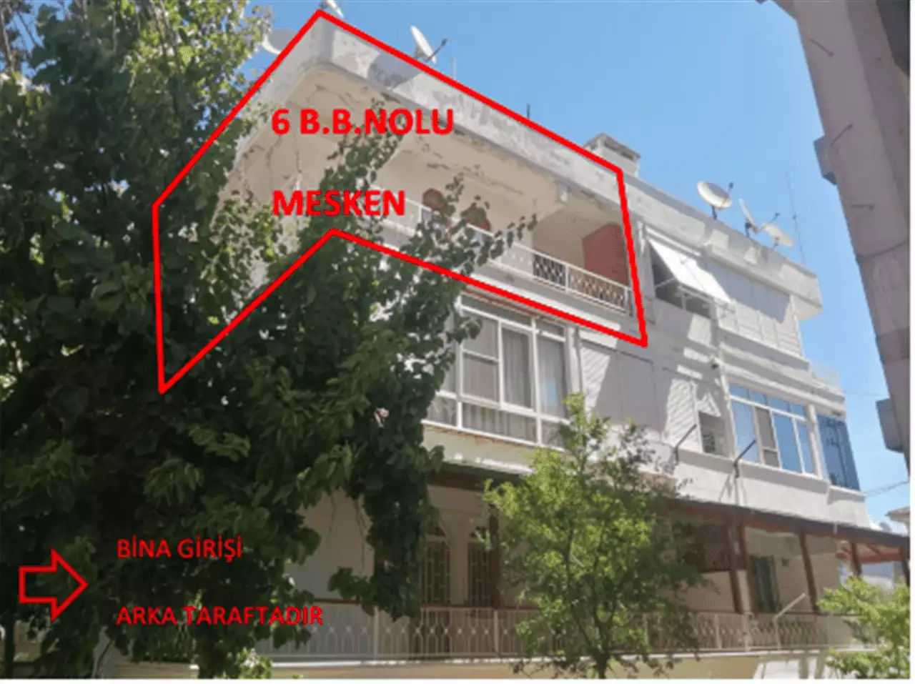 3671 BALIKESİR EDREMİT ALTINOLUK MAH. SATILIK DENİZ MANZARALI DAİRE