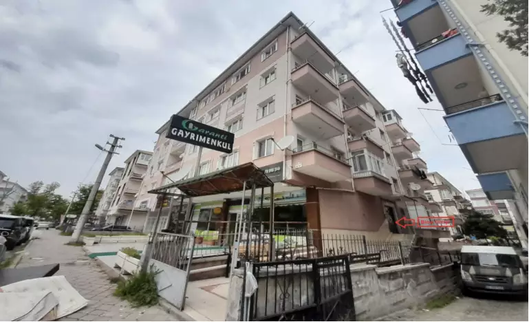 3922 ANKARA SİNCAN PLEVNE MAH. SATILIK 3+1 DAİRE